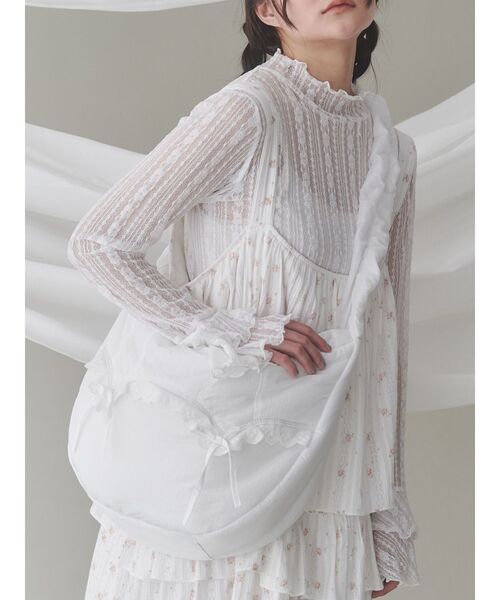 merry jenny（メリージェニー）の「ｻﾃﾝﾊｰﾌﾑｰﾝｼｮﾙﾀﾞｰbag（ショルダー