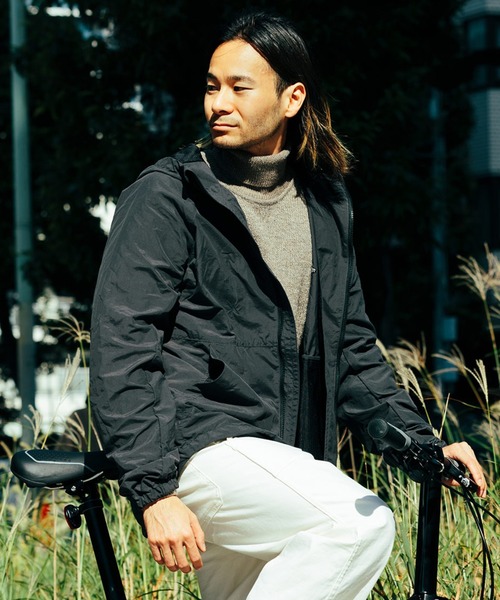 narifuri（ナリフリ）の「ポケッタブルウインドブレーカー（ナイロン