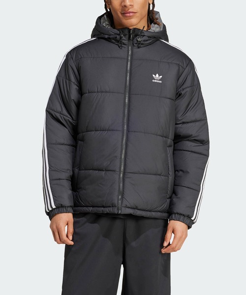 adidas（アディダス）の「アディカラーリバーシブルジャケット