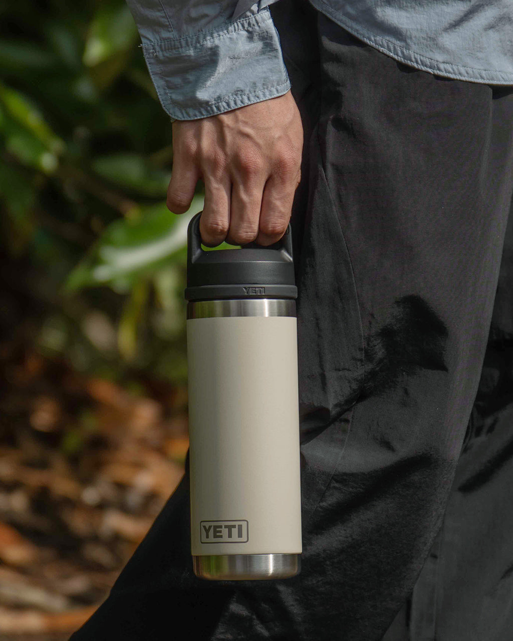 YETI 18oz WATER BOTTLE WITH CHUG CAP 532ml SEASONAL COLOR