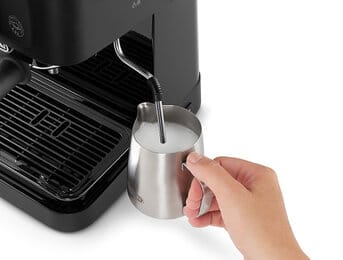 スティローザ エスプレッソ・カプチーノメーカー ブラック EC235J-BK