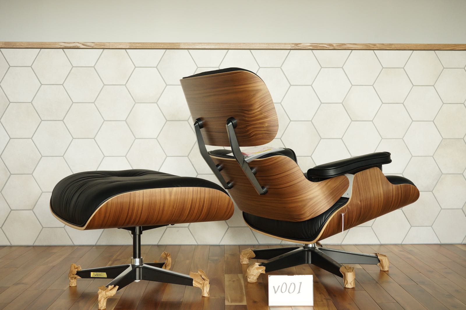 イームズ ラウンジチェア＆オットマン ウォールナット v001［ES67071