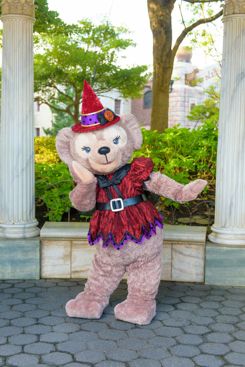 仮装姿のダッフィーに会える！東京ディズニーシー『ディズニー