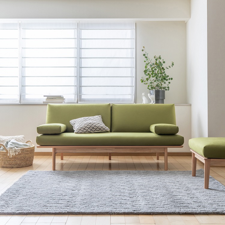 カリモク　ソファー　ライトグリーン（定価33万） かねたや家具店 市川店】新たに入荷致しました、カリモクのソファZ114