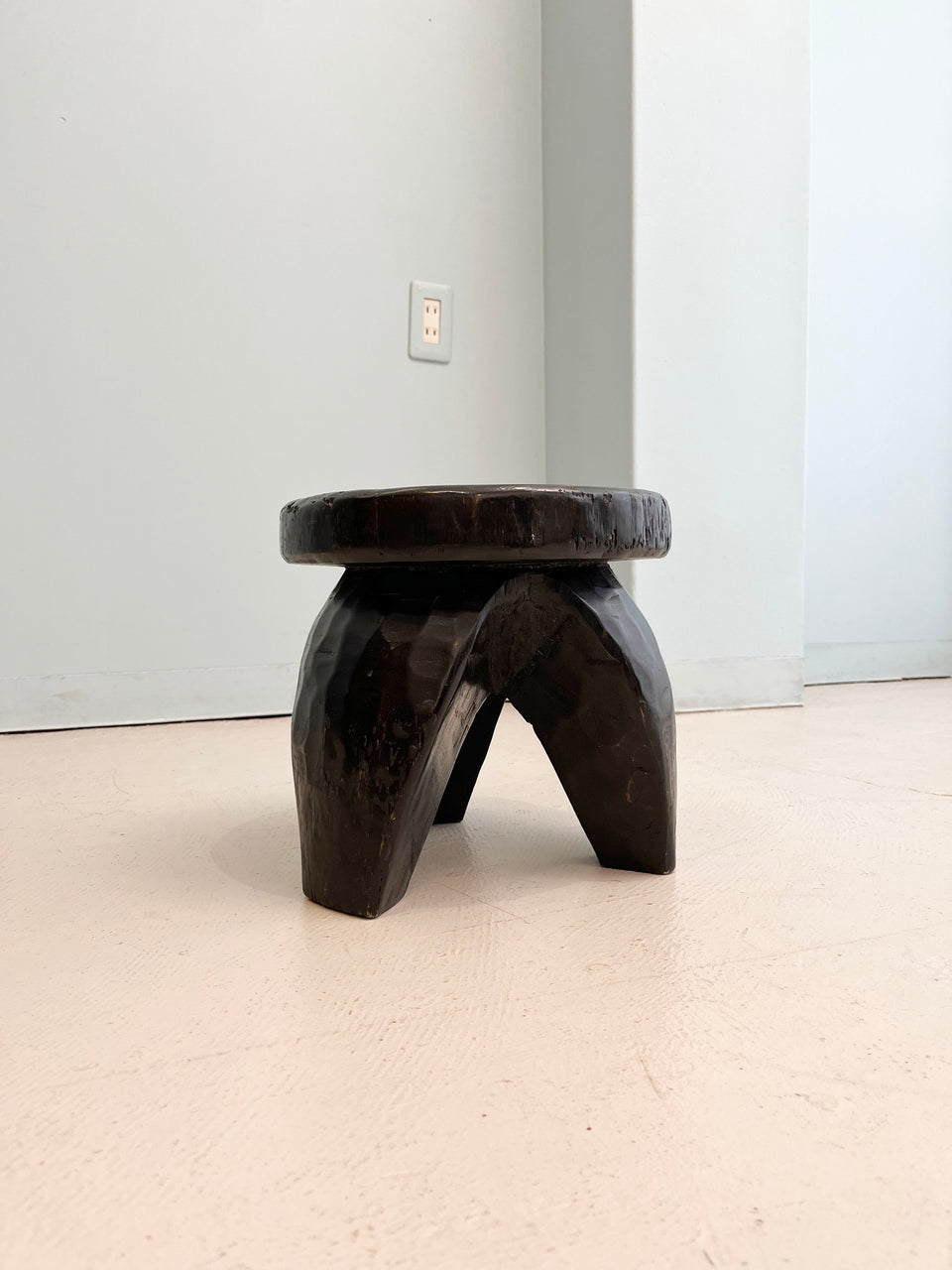 アフリカン スツール 木製 3本脚 椅子 民芸/African Wooden Stool