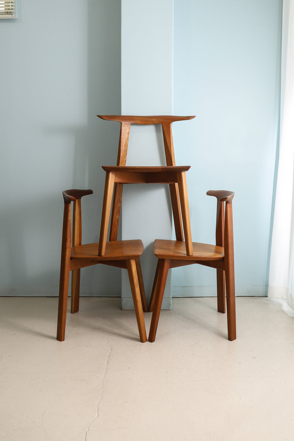 シムアームチェア ダイニングチェア 椅子 チェリー材/KOMA × KAJA Sim