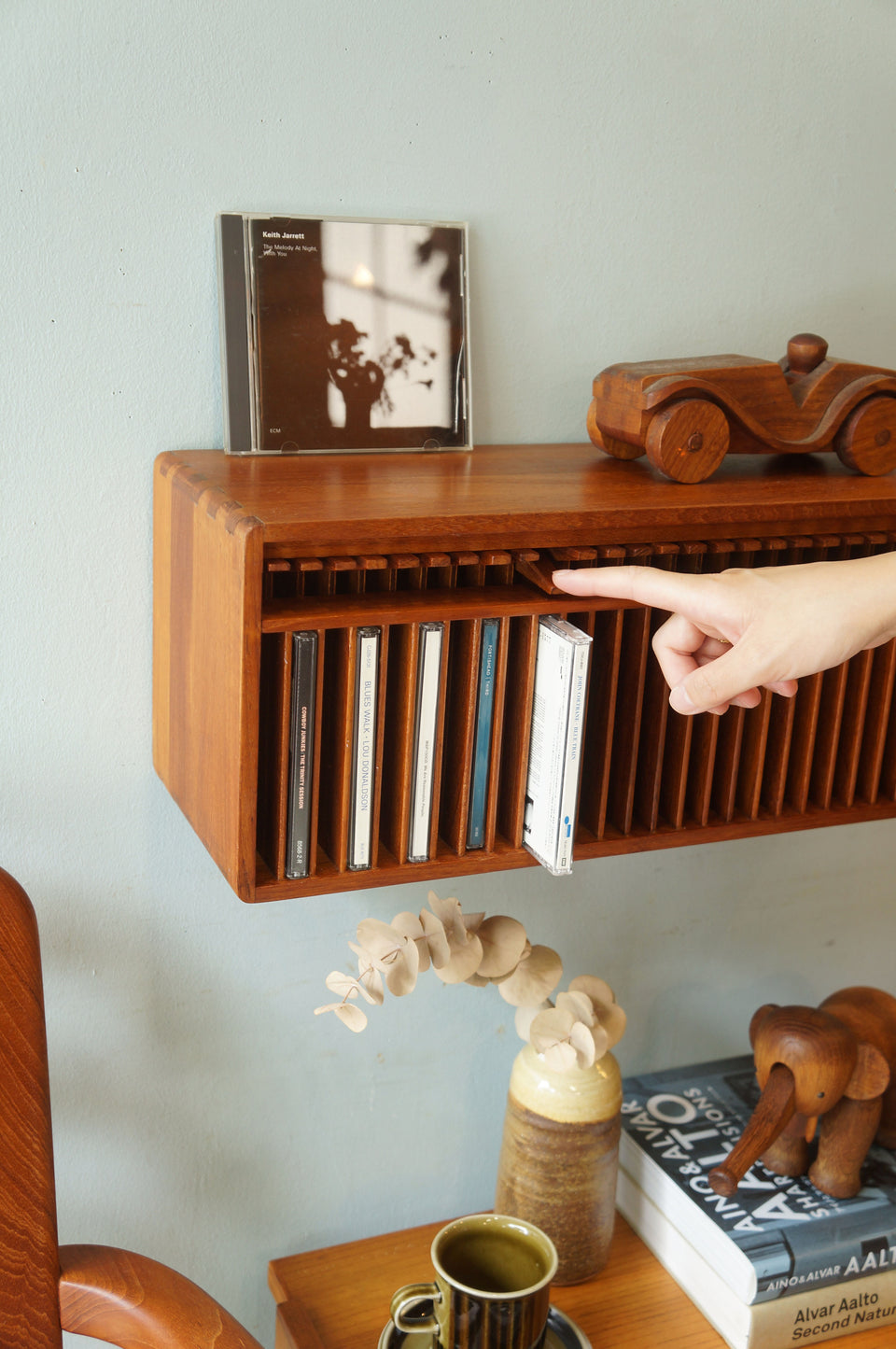 ヴィンテージ CDホルダー チーク材/Vintage Teakwood CD Holder