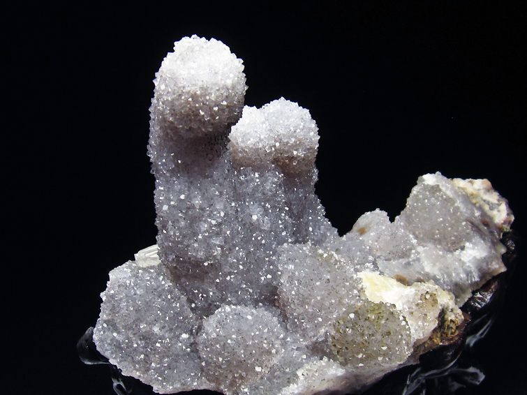 1.6Kg フラワーアメジストクラスター カルサイト共生[T504-6627]