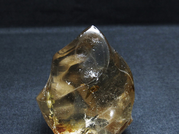 ライトニング水晶 炎（フレイム） ポリッシュ 置物[T653-3615]