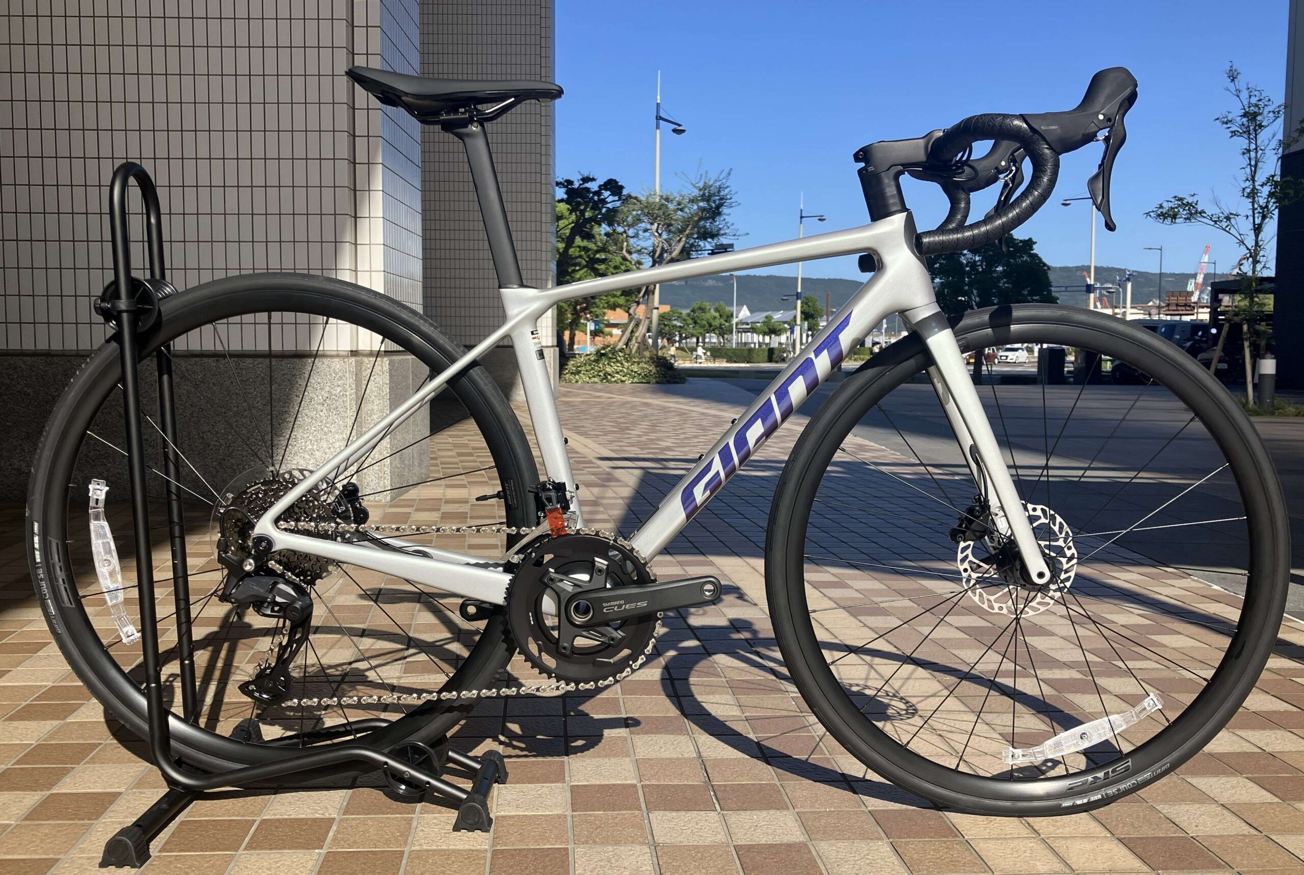 最新カーボンロードが30万円未満で！2026ニューモデルが入荷！【TCR