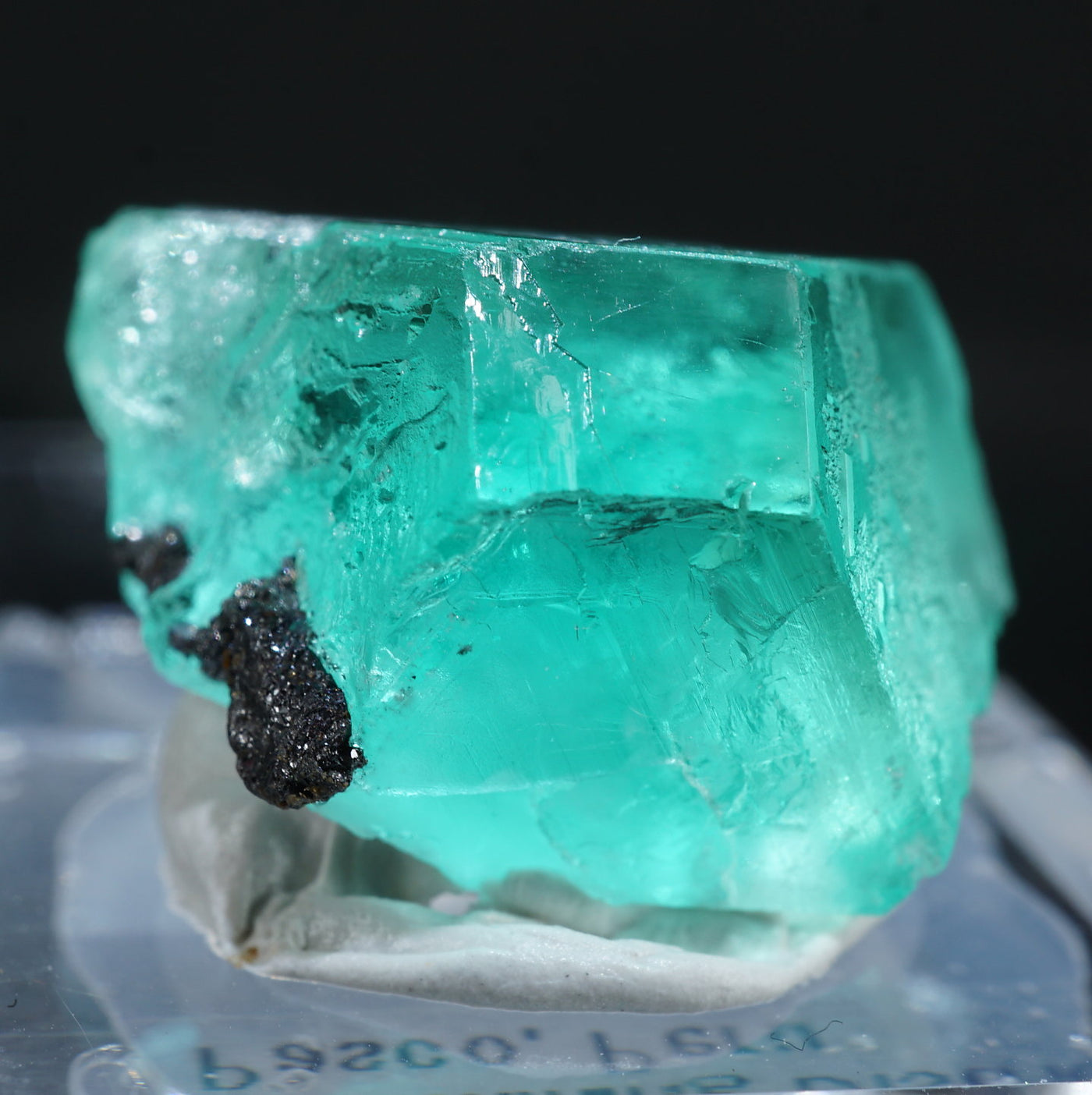 ペルー 産 フローライト|ハッピーギフト – 天然石ハッピーギフト