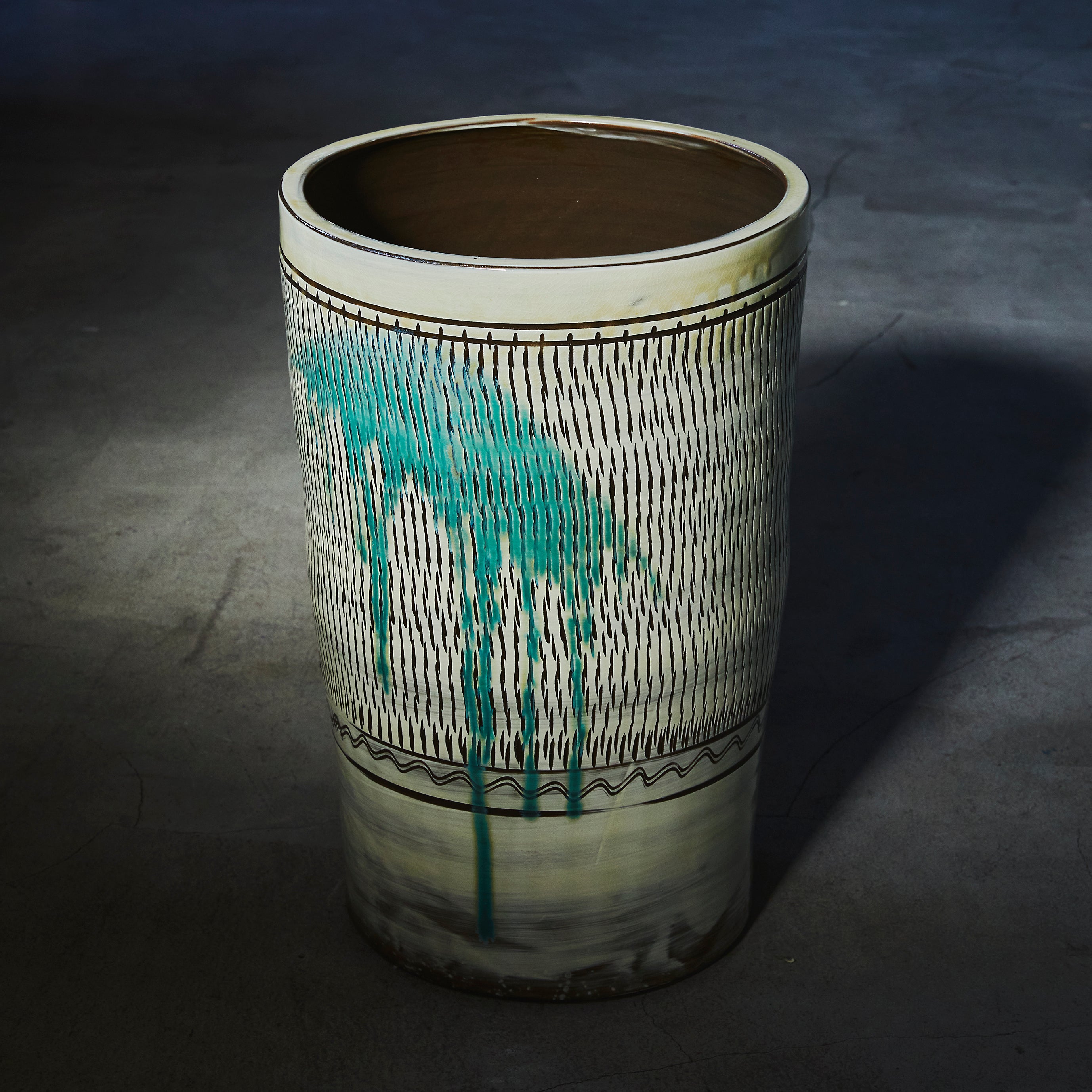 小鹿田焼 坂本拓磨 傘立て 特大【飛び鉋】 – IEGNIM