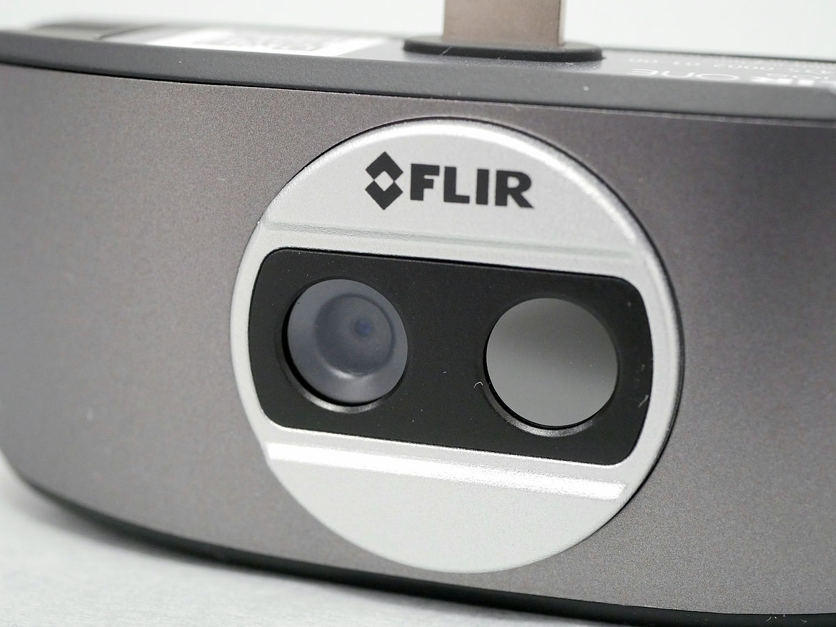 装着するだけでスマホがサーモカメラになる「FLIR ONE」でいろいろ撮影