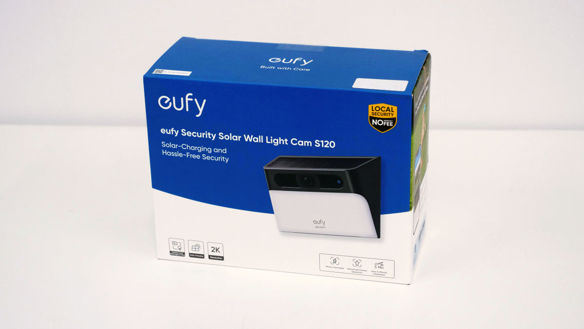 Ankerから登場したソーラーパネル付きの無線セキュリティカメラ「Anker