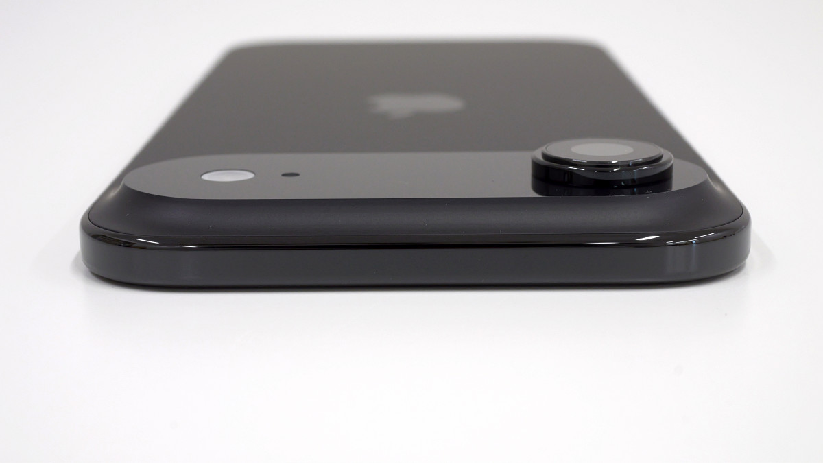 iPhone Air」開封の儀、ついに登場した史上最薄iPhoneの外観を細かく