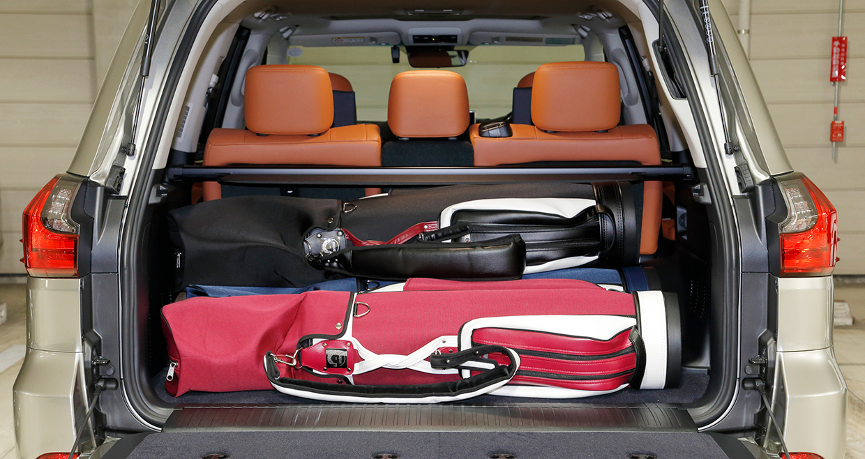 レクサスにキャディバッグが何個積めるか試した - BRUDER