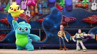 トイ・ストーリー4』新キャラ！ダッキー＆バニー特別映像 - YouTube