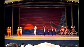 東京ディズニーランド 『フィール・ザ・マジック』1999年6月14日 - YouTube