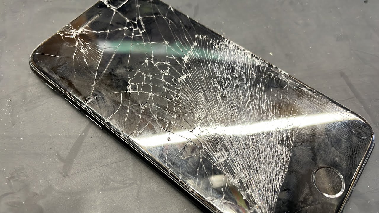 踏んだ】iPhone SE 第2世代 画面割れ交換修理 - YouTube