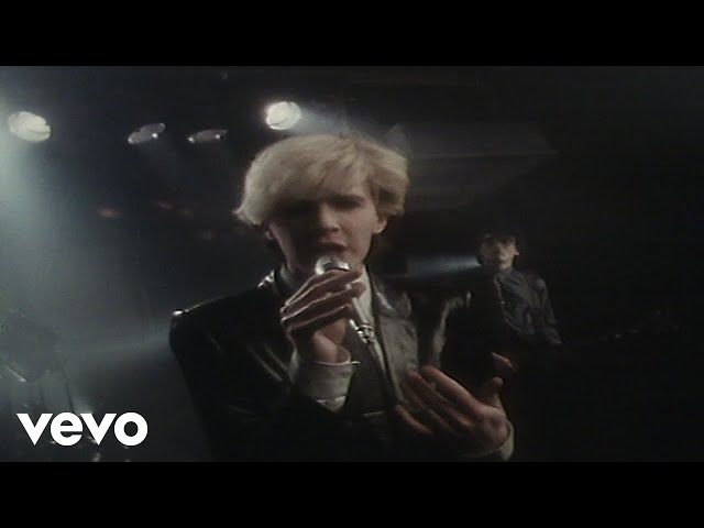 Japan - Gentlemen Take Polaroids - YouTube