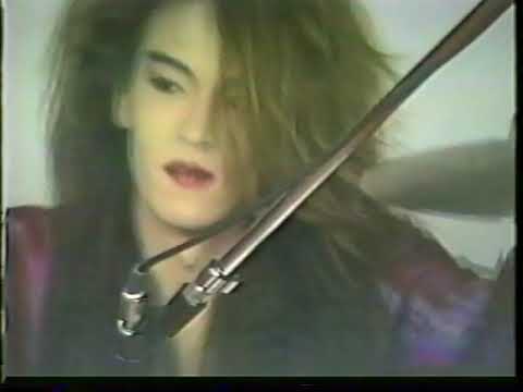 STRIPPED LADY VS La'cryma Christi - YouTube