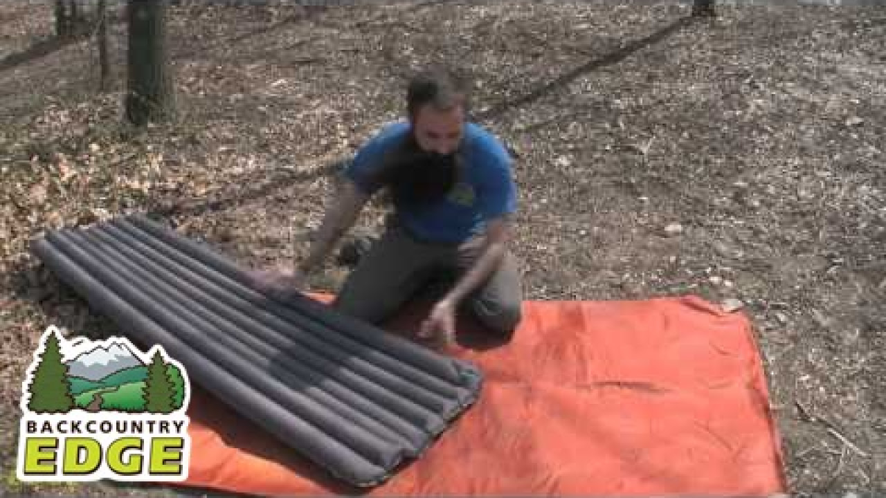 Exped DownMat Lite 5 Inflatable Sleeping Pad - YouTube