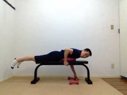 背中の強化トレーニング ベンチうつ伏せローイング（広背筋） - YouTube