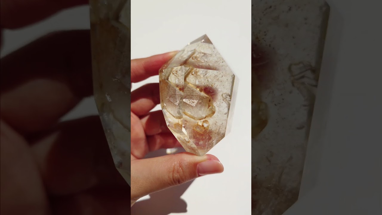 Q593】水晶 / ネガティブな波動を幸せの波動に変えてくれるダブル