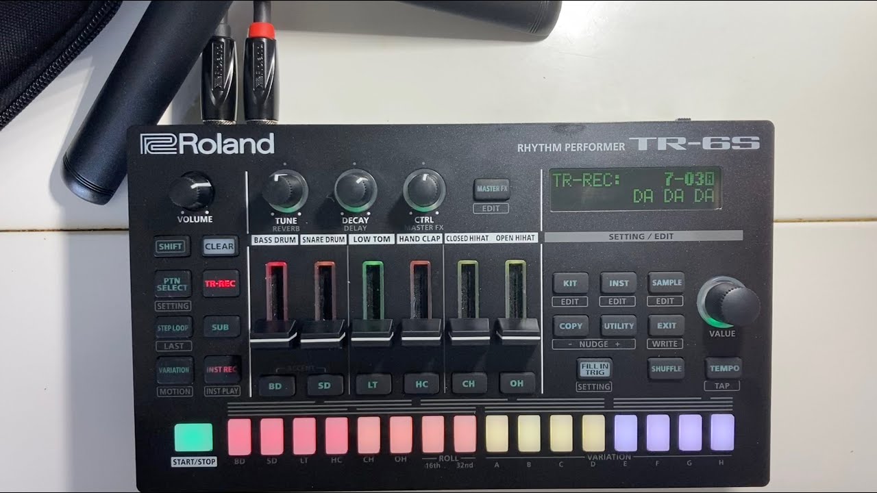 Roland TR6S Drum Machine House Beats Live Jam DA DA DA - YouTube