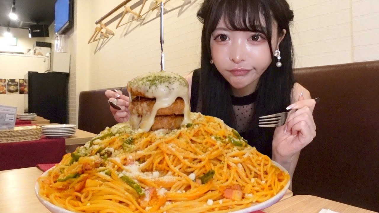 Big Eater] Giant Neapolitan pasta with melted cheese for 10 people