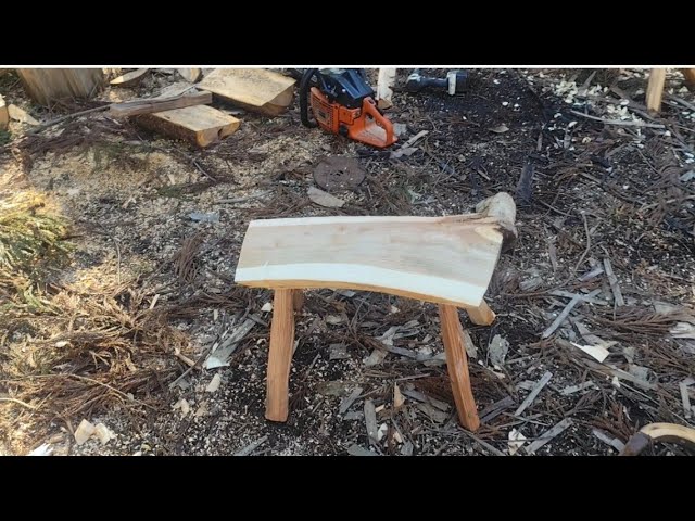 桜の丸太をチェンソー製材して椅子を作りました - YouTube