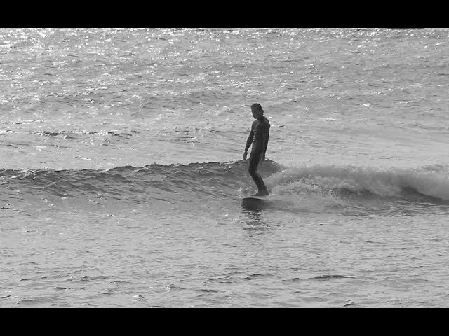 DEADKOOKS・Stubbyモデル6'5で湘南&千葉の小波をクルーズ♪ - YouTube