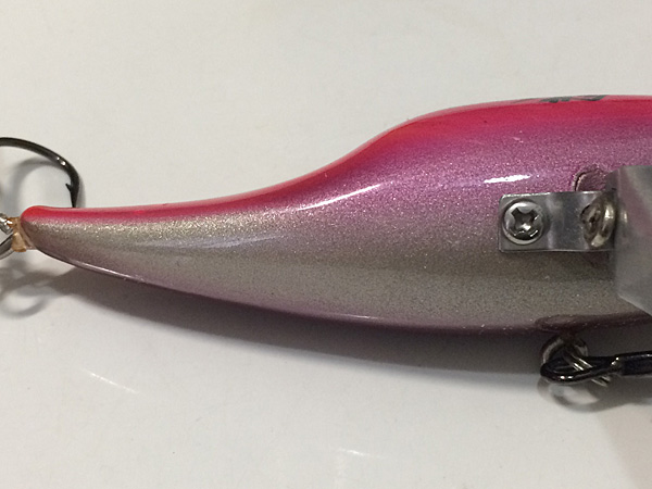 鉄馬（Van's Bait）実釣インプレ！琵琶湖発のデカ羽根モノルアー | 雄