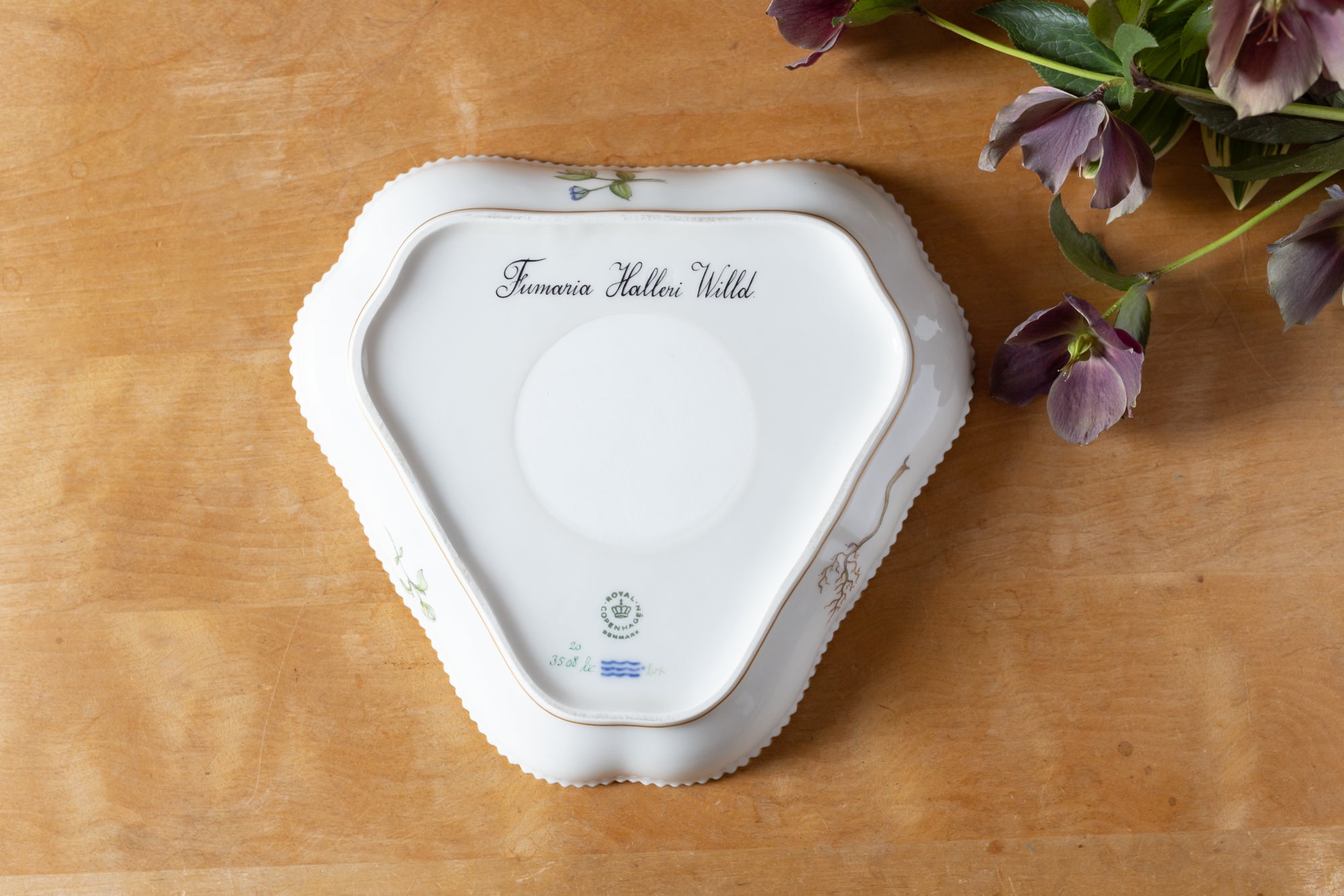 ロイヤルコペンハーゲン / フローラダニカ /トライアングルディッシュ