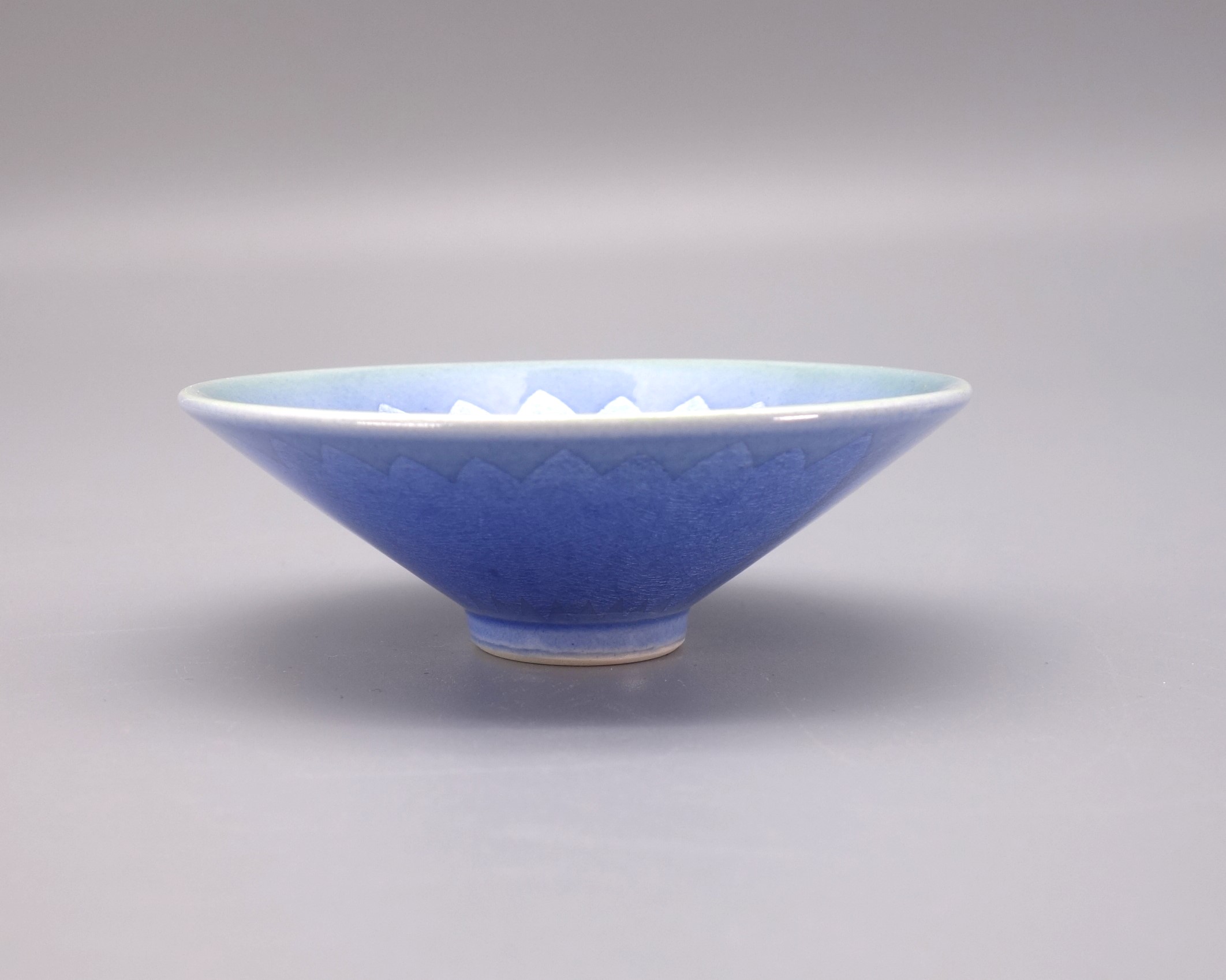 酒盃 淡青釉裏銀彩（両面） [ 中田一於 ]