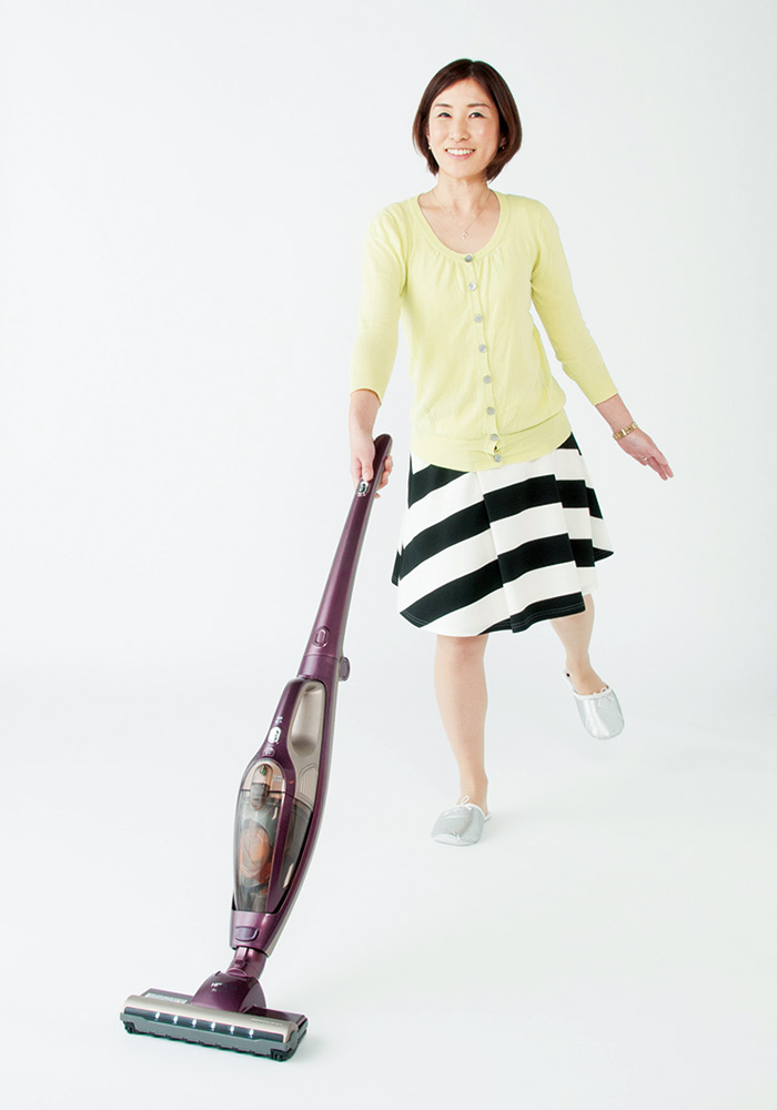 HITACHI「コードレス スティック クリーナー PV-BA100」モニター報告