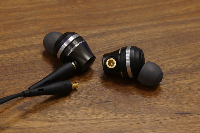 オーディオテクニカの新ハイレゾイヤホン「Sound Reality series」3