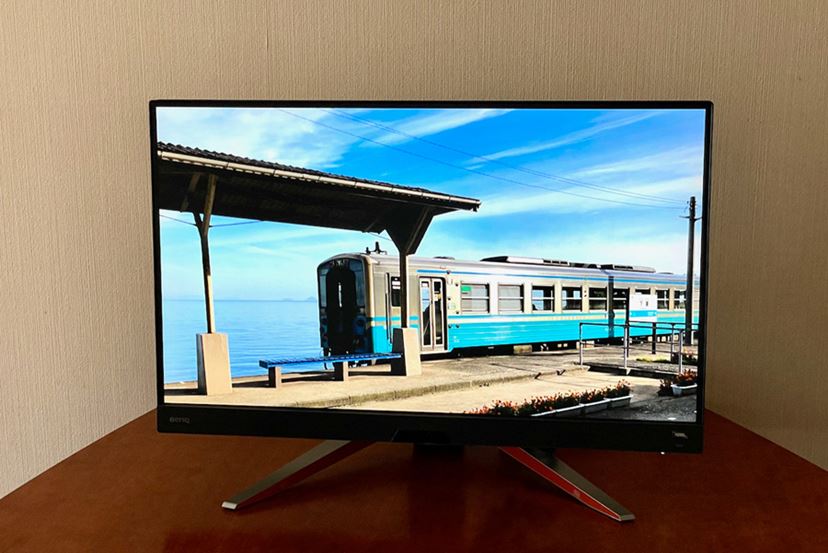 2.1chスピーカーを搭載したBenQ「EX2710Q」でゲーミングモニターの「音
