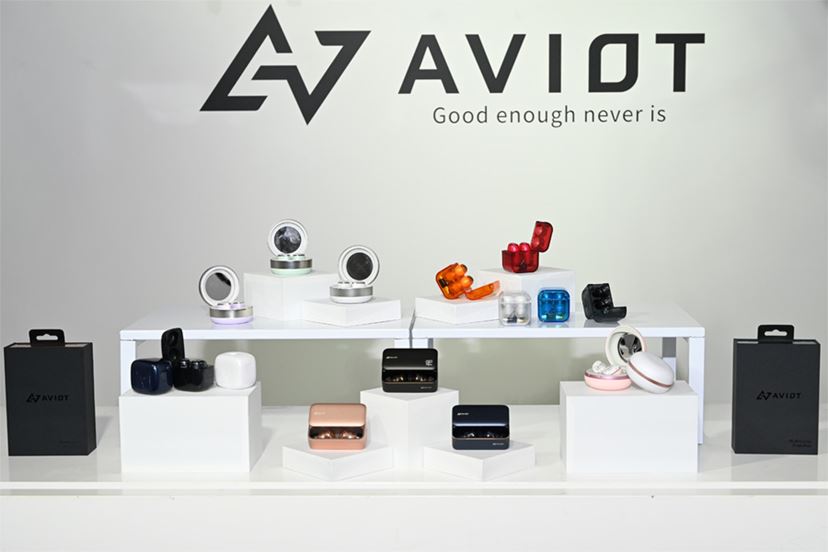 Snapdragon Soundにノイキャン、スケルトンモデルも！ AVIOTの最新TWS