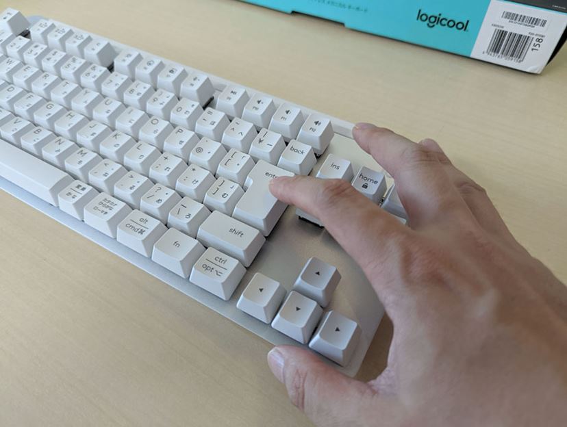 ロジクールからメカニカルキーボードの入門機「SIGNATURE メカニカル