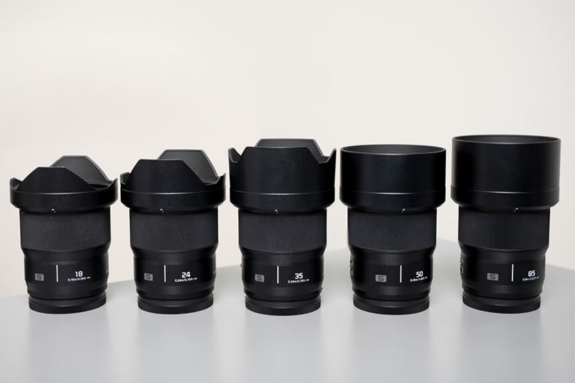 幅広いシーンで大活躍間違いなし！ コンパクトな超広角レンズ「LUMIX S