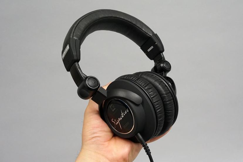 7万円前後で購入できる「Signature PRO」の弟分！ ULTRASONEの最新