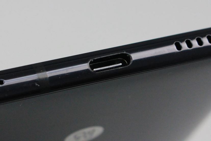 LG「isai V30+ LGV35」1週間使用レポート - 価格.comマガジン