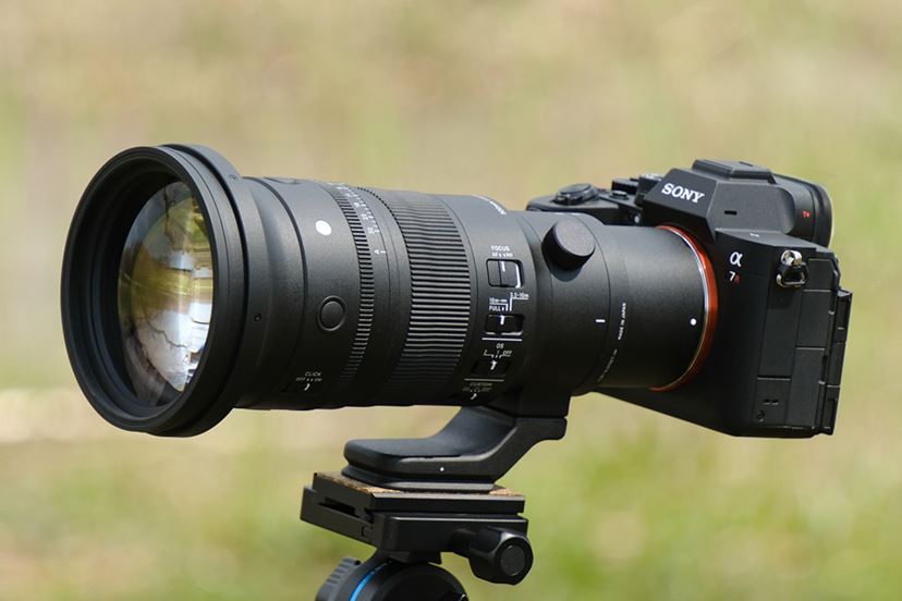シグマのハンディサイズ「500mm F5.6 DG DN OS」の価格は高い
