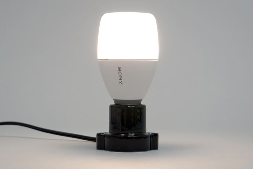 さらに実用的になったソニーのLED電球スピーカーを1週間使ってみた