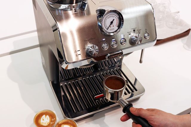 デロンギ ラ・スペシャリスタ・アルテ EC9155J-W [ホワイト] 価格比較