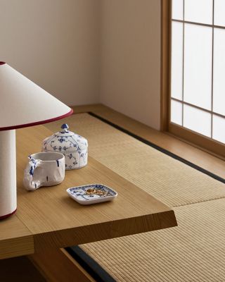 ブルーフルーテッド ハーフレース スモールスクエアディッシュ | ROYAL