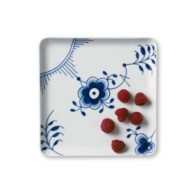 ブルーフルーテッド メガ スクエアディッシュ20cm | ROYAL