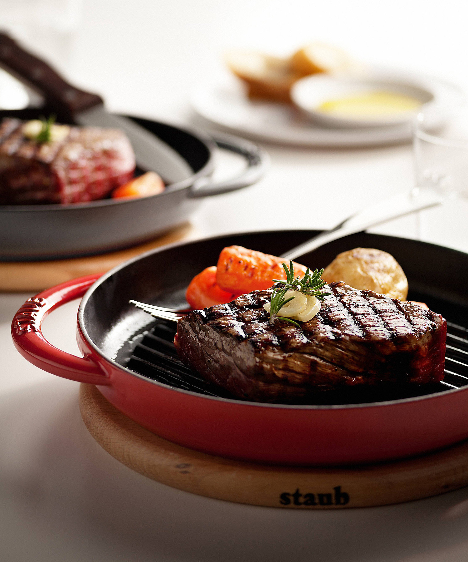 3272340022203_an_2?$VS_1500$