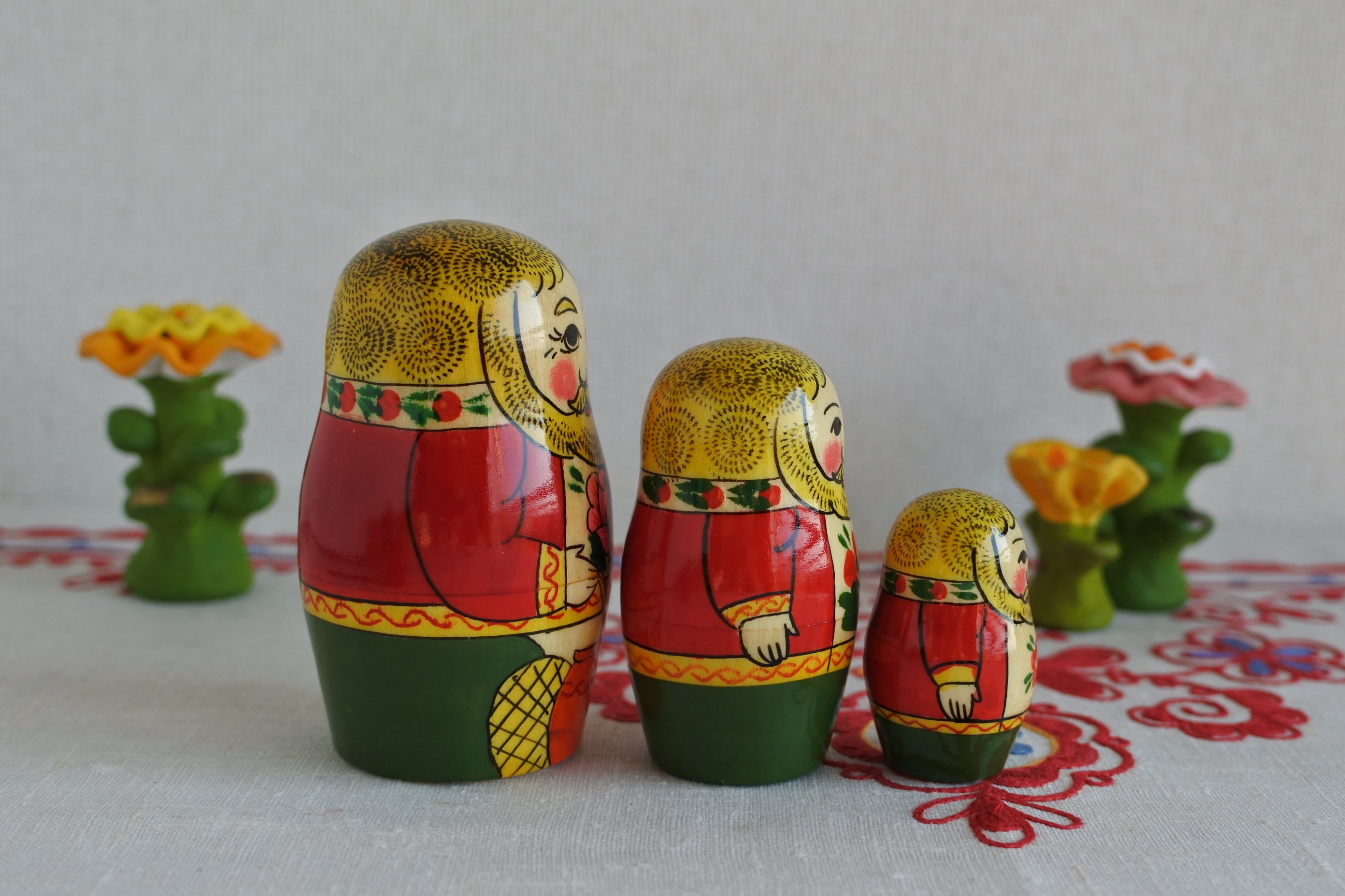 マトリョーシカ おうちの妖精ドモヴォイ 3ピース ロシア民話 ロシア